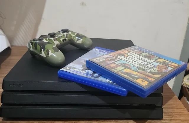 Ps4 Pro Fortnite CUH-7214B 2 controles e 2 jogos aceito cartão