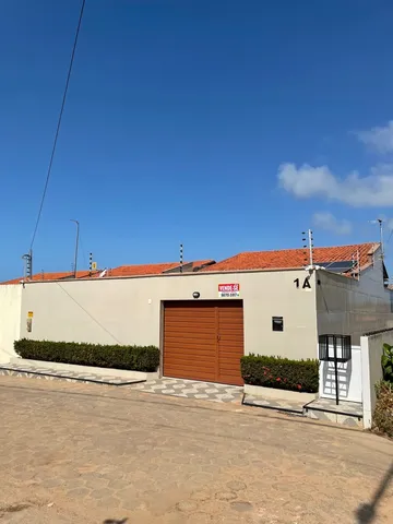 Casa a cinco minutos da praia de mangue seco