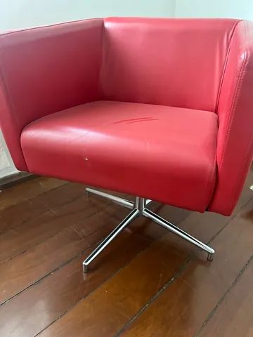 Poltrona giradoria couro vermelho - Foto 5