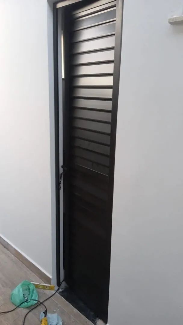 PORTAS PORTÕES GRADES TELAS - Foto 5