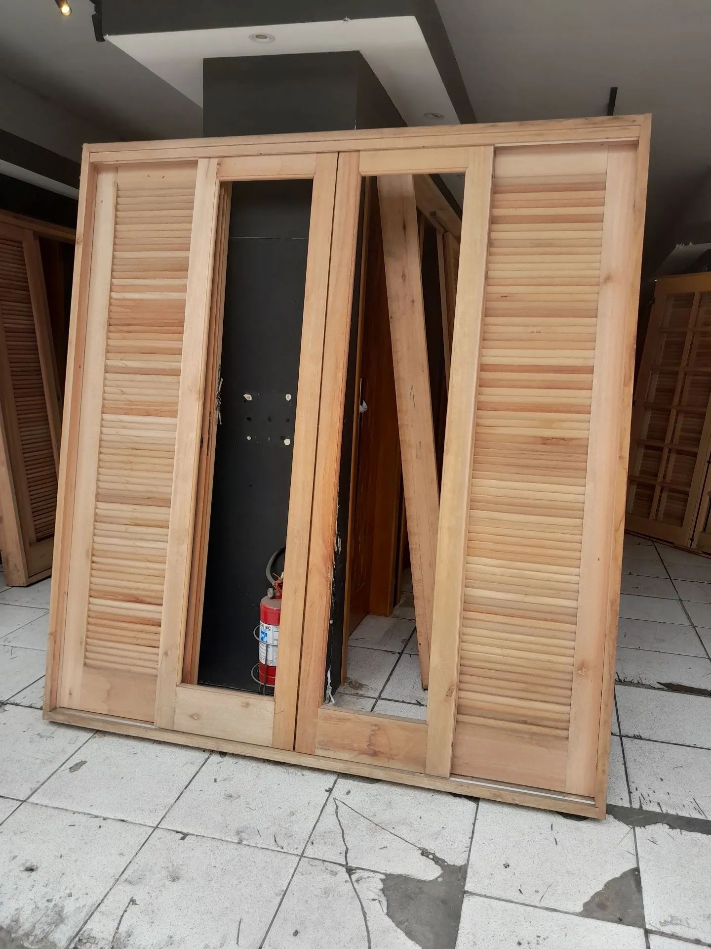 Balcão 6 folhas 200x215mt parcelamos até 10X no cartão sem juros  - Foto 2