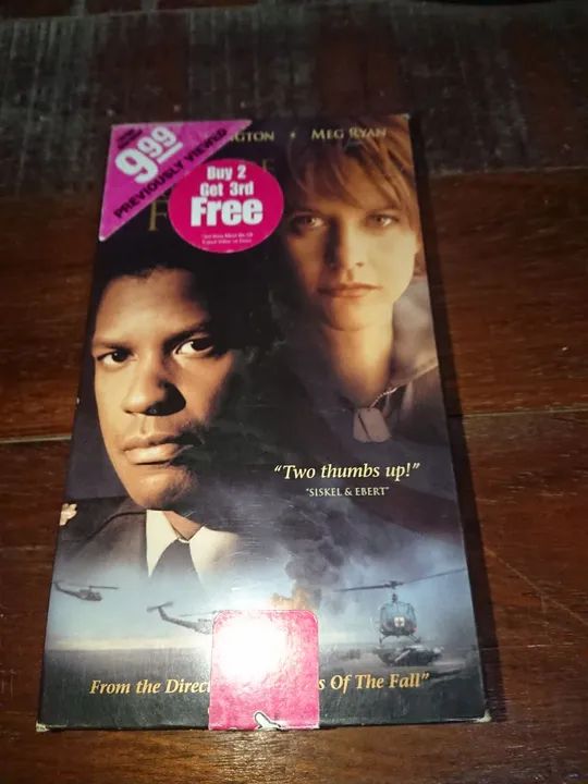 FITA VHS IMPORTADA - Coragem sob fogo