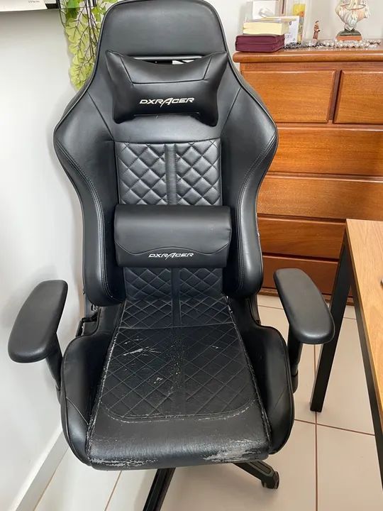 Cadeira Gamer DXRacer Couro