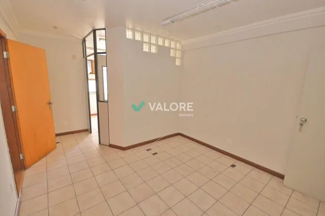 Sala à venda no Lourdes