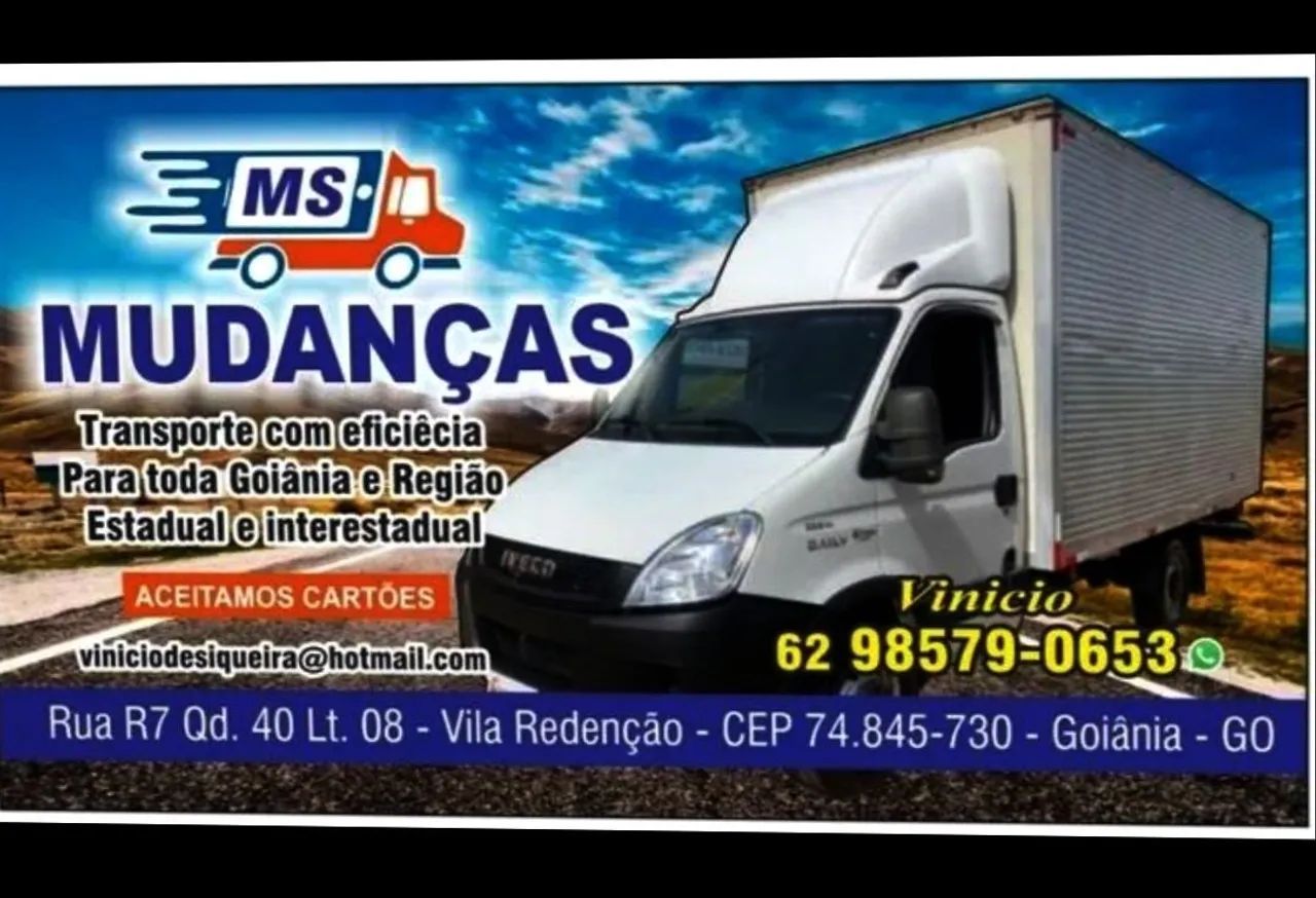 Caminhão  carretos/ fretes/  mudanças 