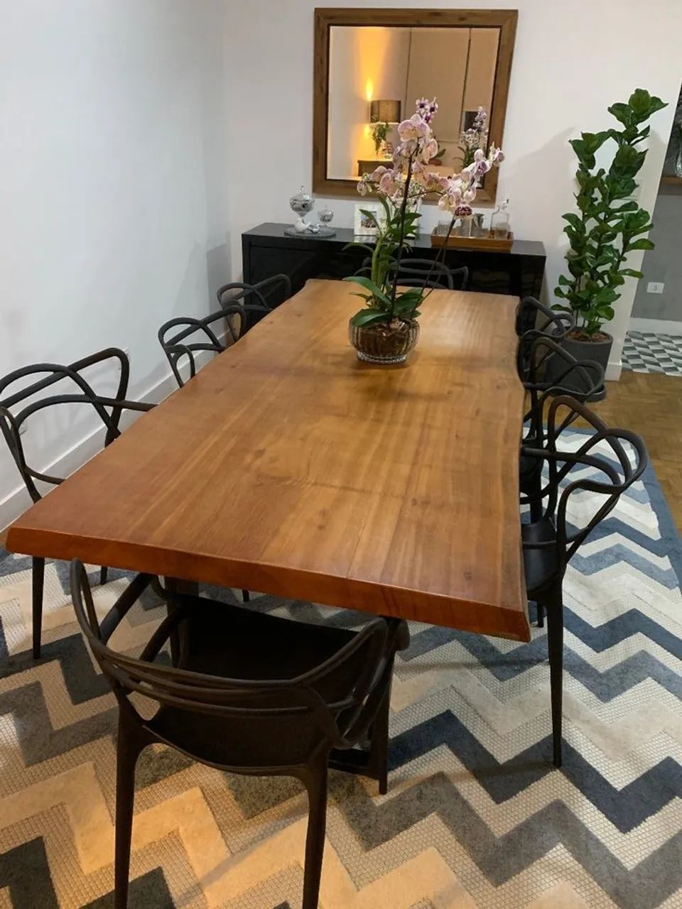 Mesa de Jantar Rústica em Madeira Maciça