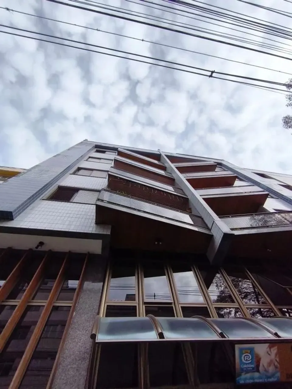 Apartamento para Venda em Nova Friburgo, Centro, 1 dormitório, 2 banheiros, 1 vaga