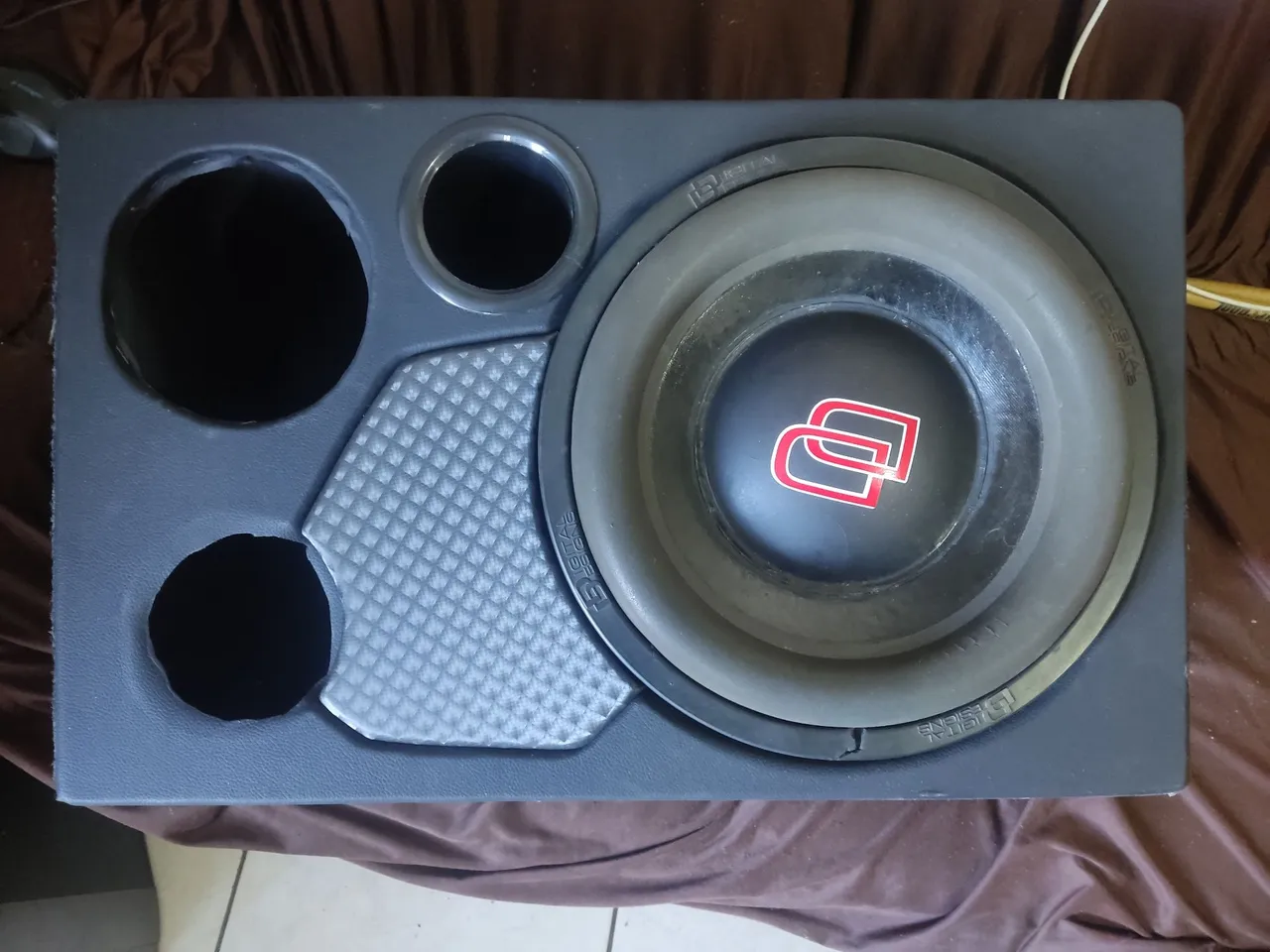 Caixa de Som Subwoofer de 12 DD3512E 1500 RMS Digital