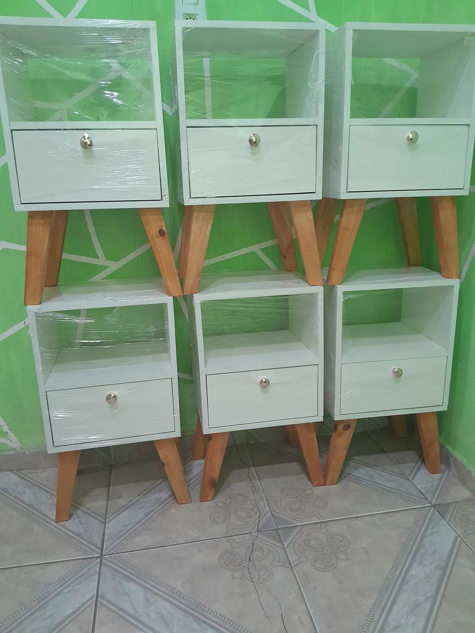 ?MESINHAS DE CABECEIRA ? VEM DECORAR SEU QUARTO NA @E.R_MOVEIS  - Foto 4