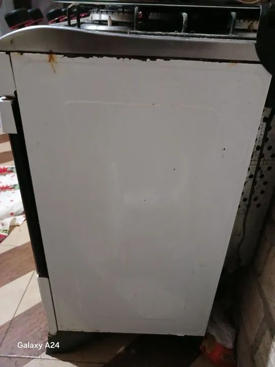 Fogão de 5 bocas usado pra vender  - Foto 2