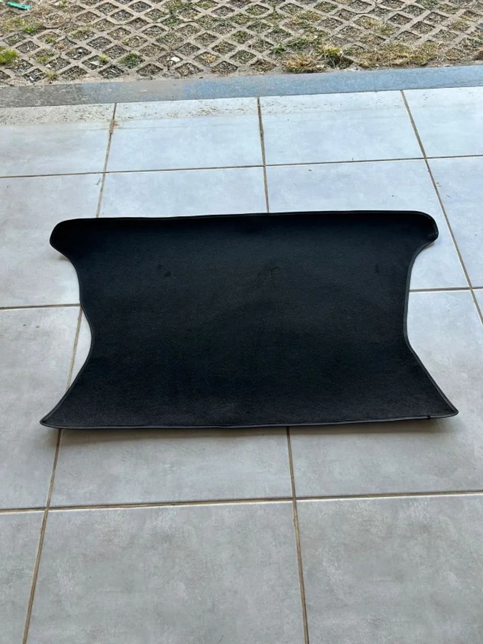 tapete porta malas preto  de carpete para gol  g4 - Foto 3