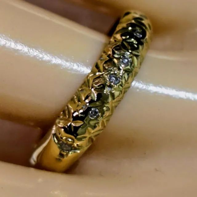 Anel Bombê de Ouro Amarelo Com Diamantes