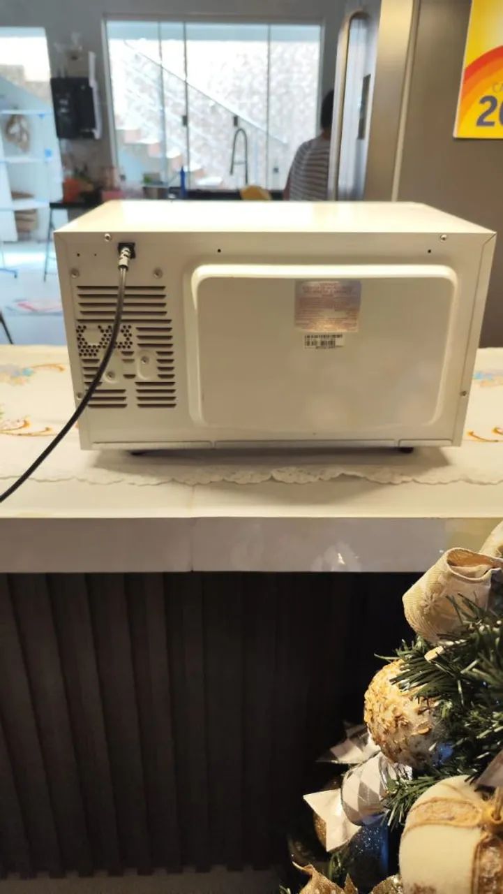 Micro-ondas Panasonic Perfect 28l branco - Foto 4