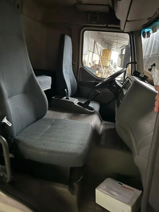 Caminhão PIPA Volvo Vm 260 - 20.000 Lts - Foto 7