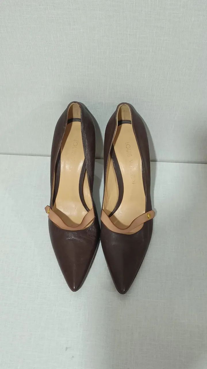 Sapato feminino Louis Vuitton 