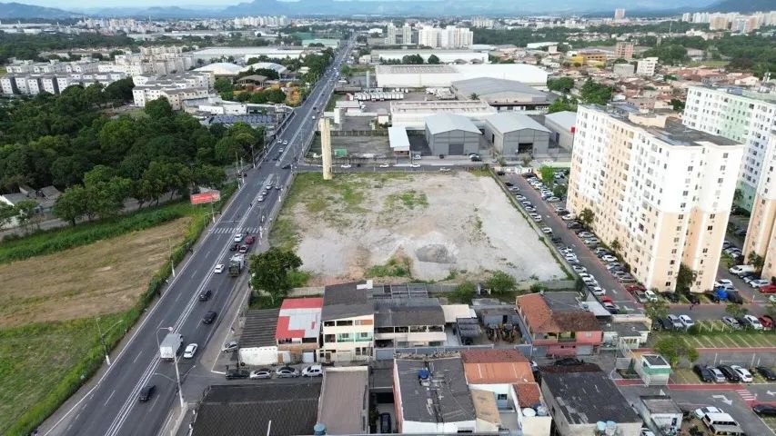 Área pra locação na ES 010, com 8.800 M²