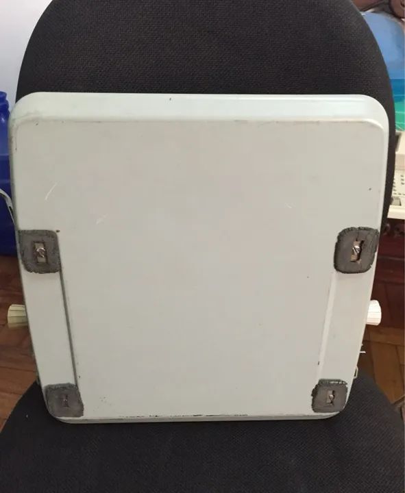 Maquina de escrever Hermes 3000 as duas por 1.200 - Foto 2