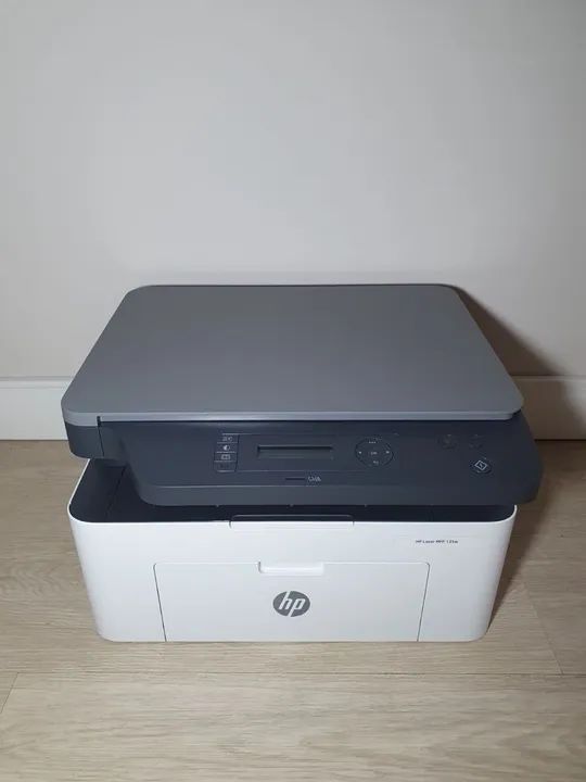 Impressora Multifuncional HP Laser MFP 135w - Preto e Branco Monocromática WI-FI e USB