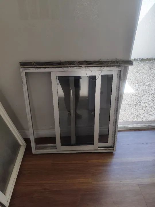 Janela alumínio+ persiana