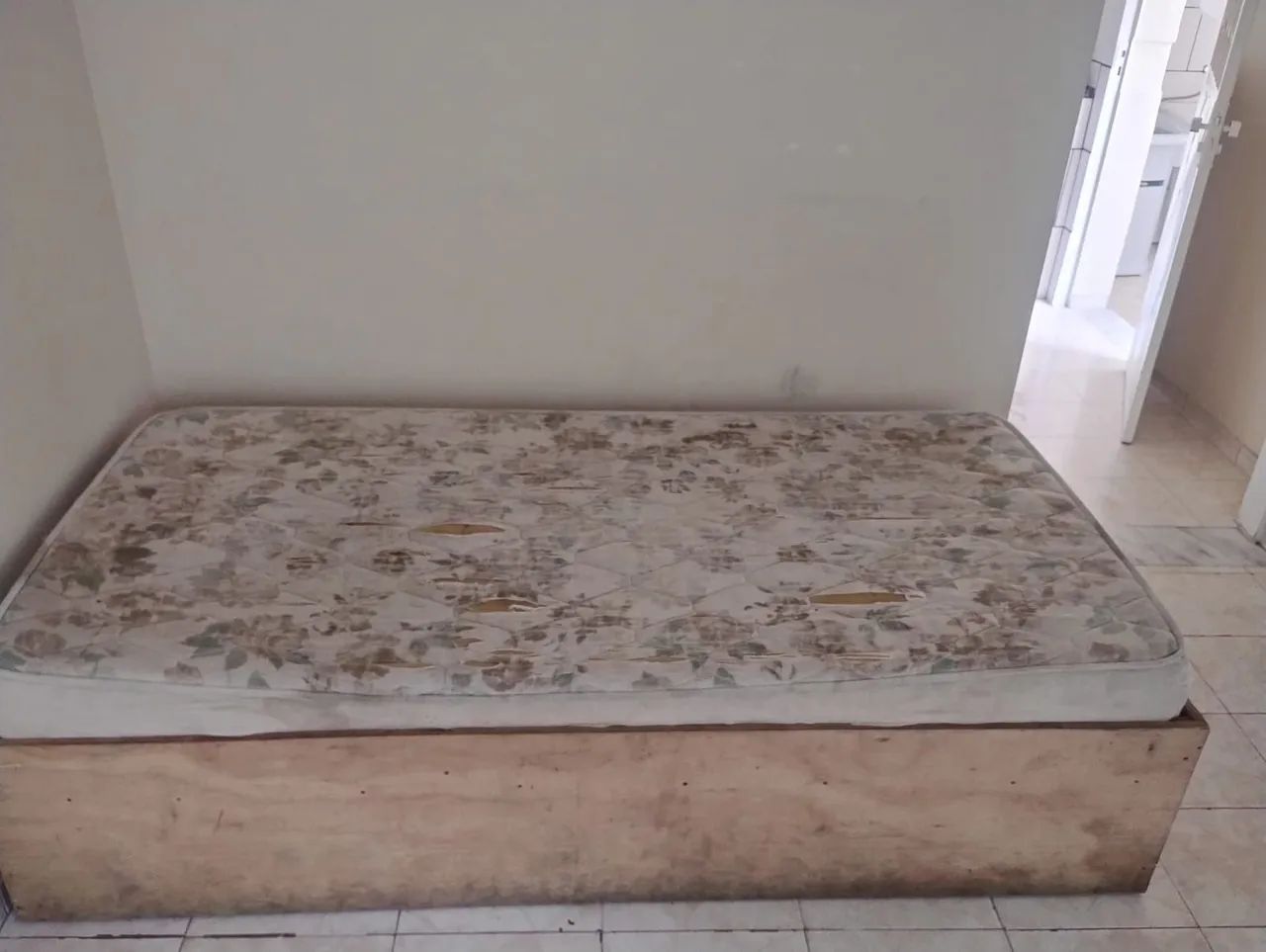 Base de Cama de Madeira - Foto 3