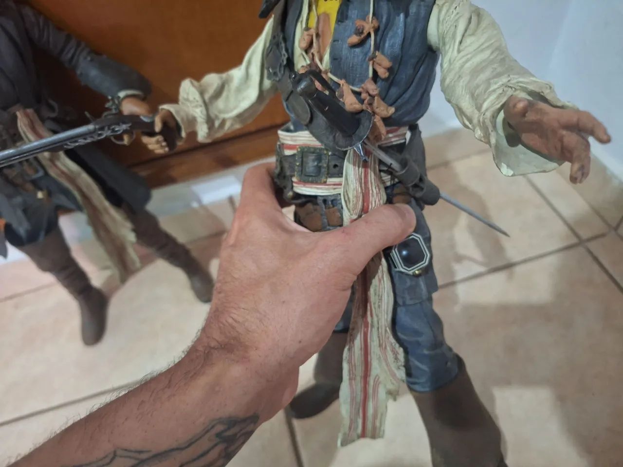 Jack Sparrow NECA 1/4 - Versão Canibal 45cm - Foto 4