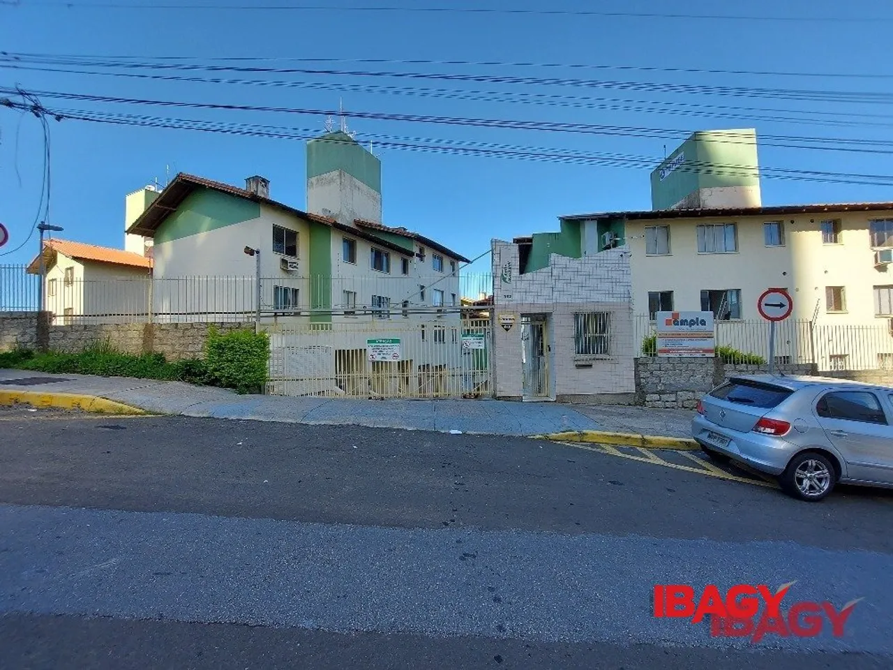 Excelente Apartamento 2 dormitório(s) em Capoeiras - Florianópolis