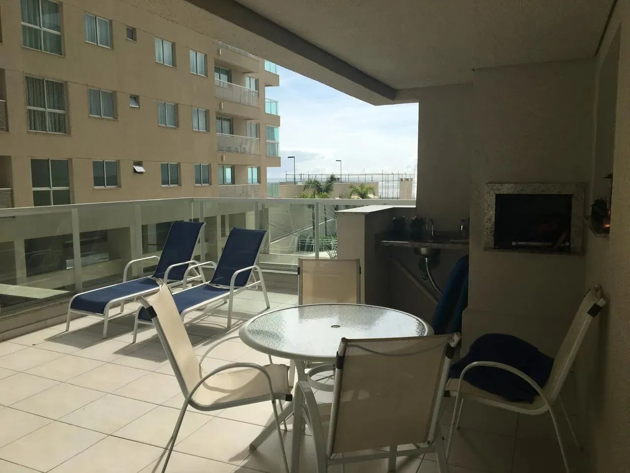 Apartamento para Locação no Condomínio Bali Beach Itacolomi Balneário Piçarras - SC