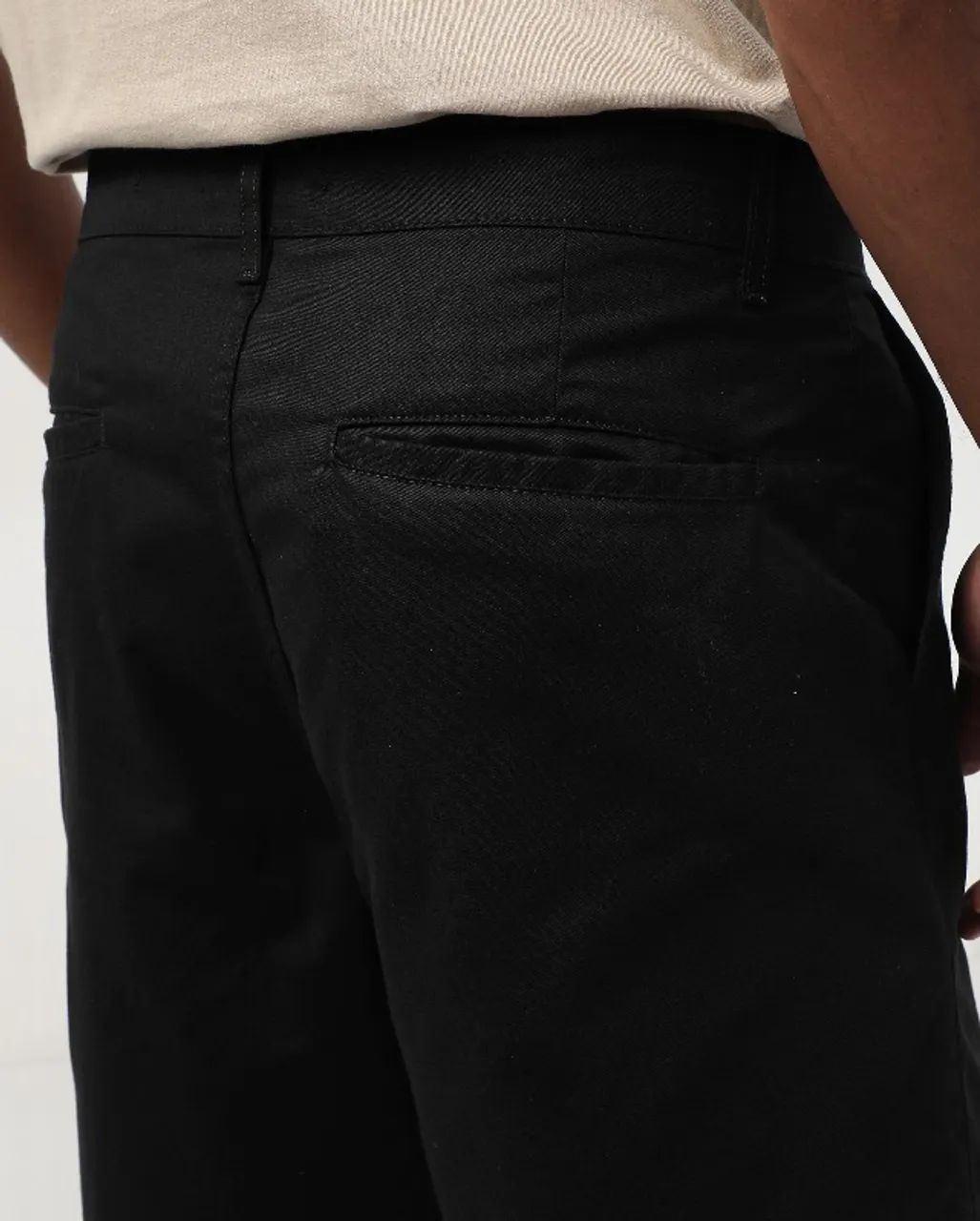 Bermuda sarja masculina reta chino preta | Pool Jeans - Foto 3
