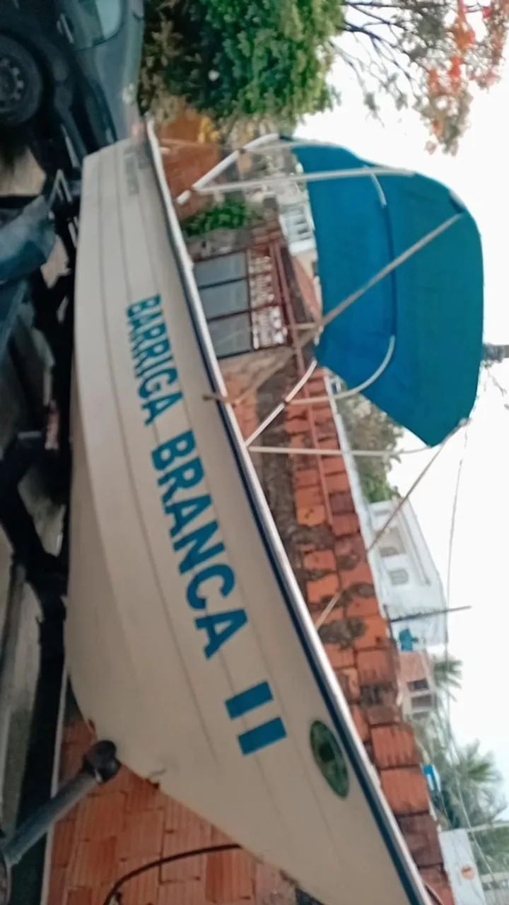 Lancha Rápida, 5 Metros, casco duplo, com capota e âncora. - Foto 9