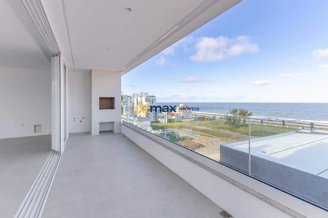 Alto padrão com linda vista para o mar, 3 suítes, Praia Brava, Itajaí