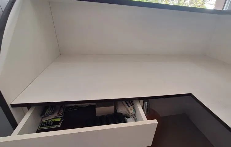 Balcão em L em MDF - Comprimento 1.65 , Largura 1.35, Altura 1.10, Profundidade 0,60  - Foto 4