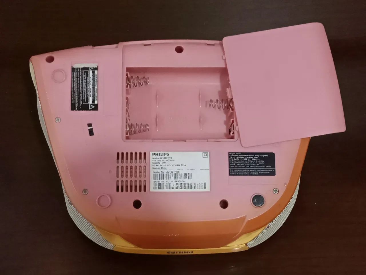 Som Philips MP3/WMA-CD Playback com defeito - Foto 2