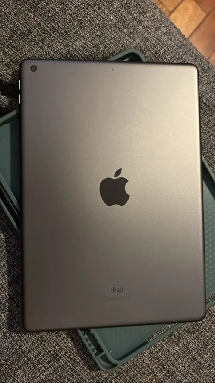 iPad 9 64b com caneta garantia Apple até agosto  - Foto 2