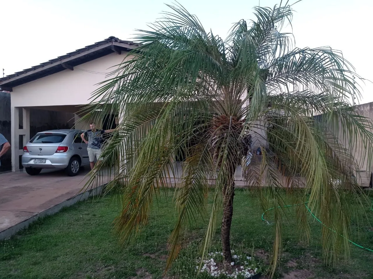 LINDA CASA NO SATÉLITE