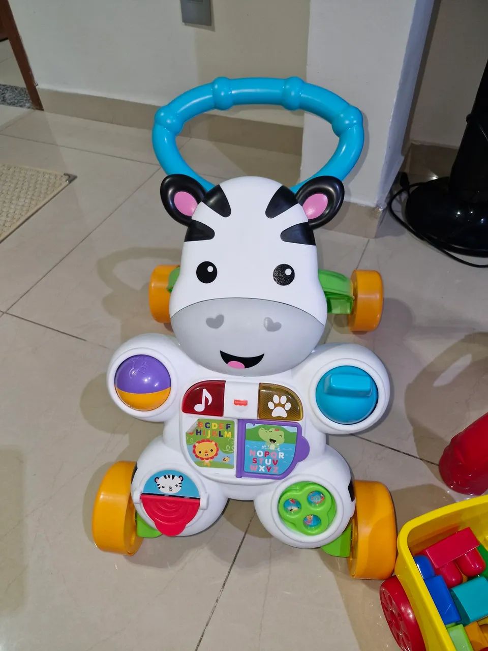 Andador Zebra Fisher-Price - Divertido e Educativo!