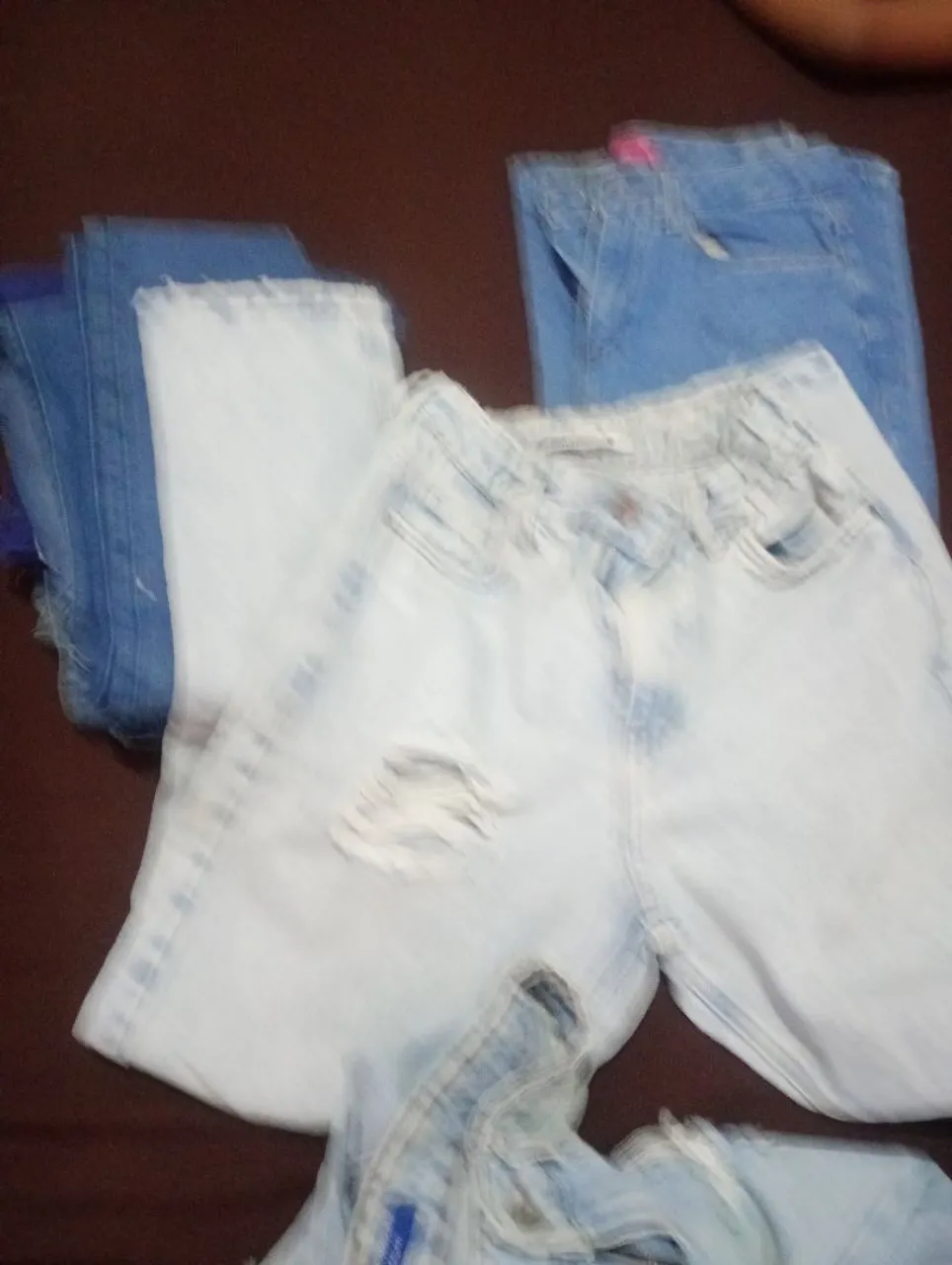 Calças Jeans Destroyed - Tamanho 34 semi nova