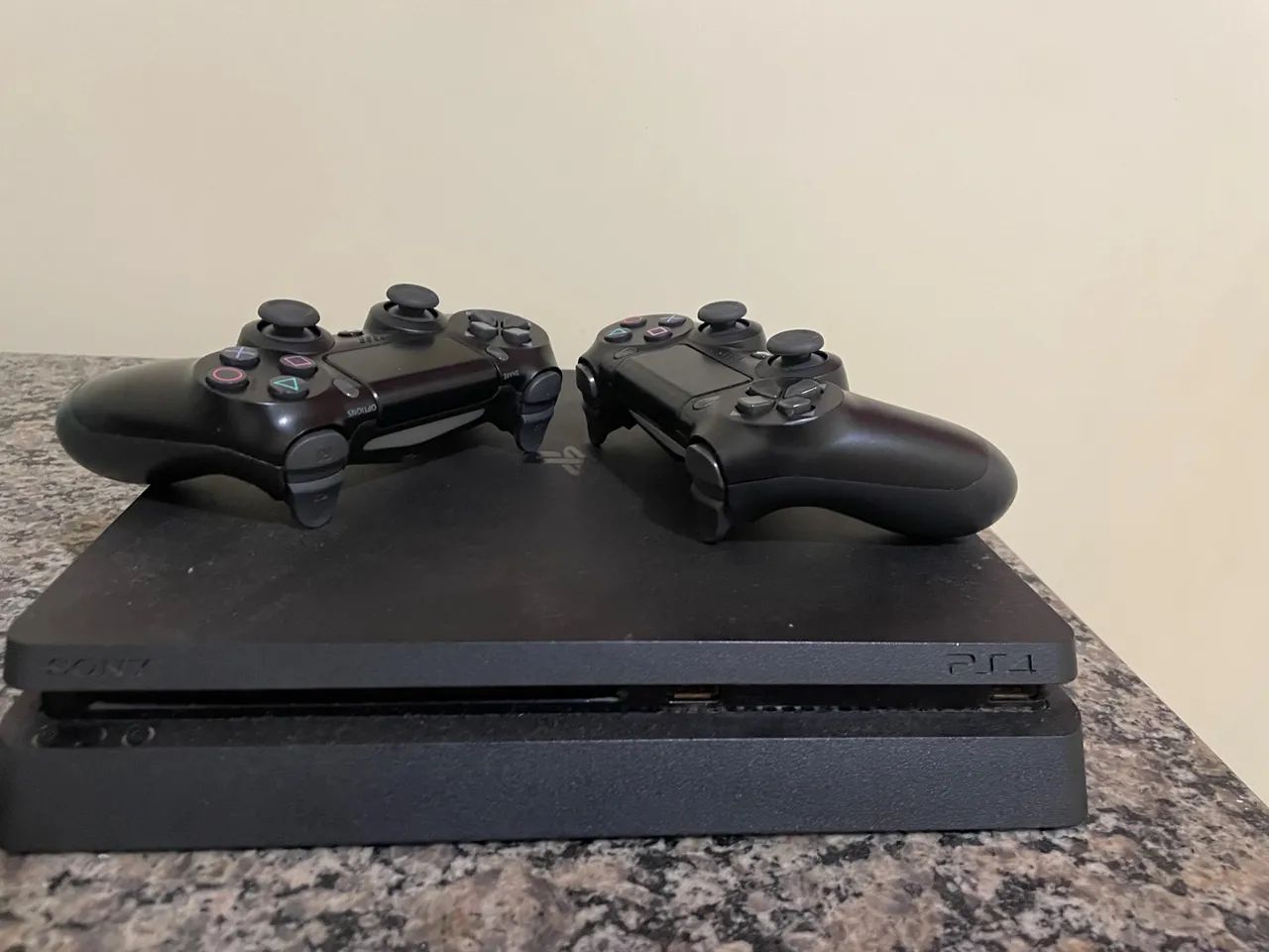 Playstation 4 Slim - Console de última geração - Foto 3