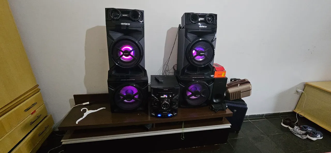 Som Sony Genezi com 2 Caixas Acústicas