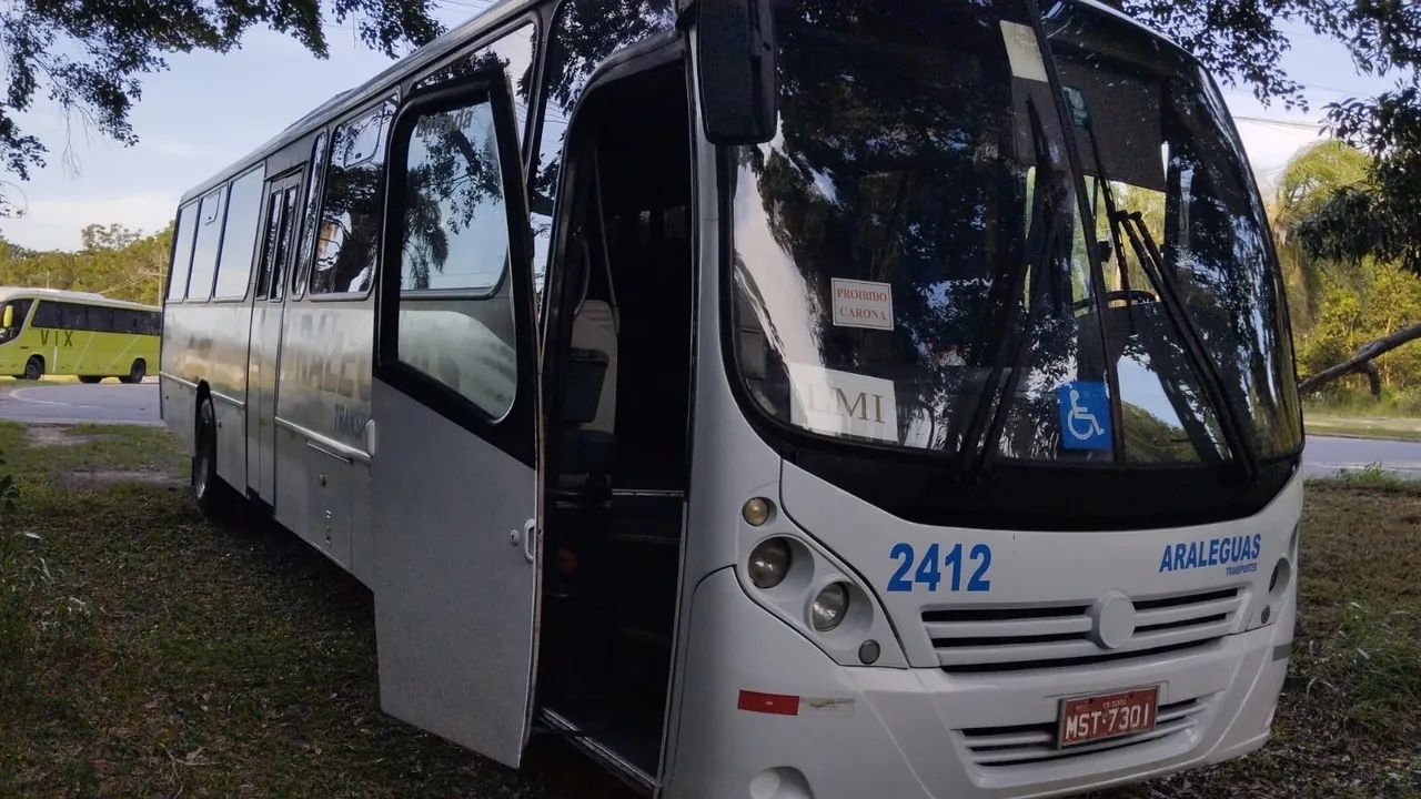 Ônibus motor dianteiro  - Foto 14