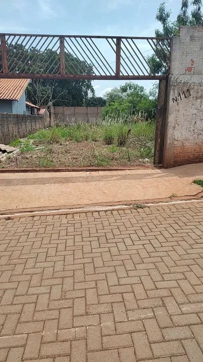Terreno pronto para construir em ótima localização! - Foto 3