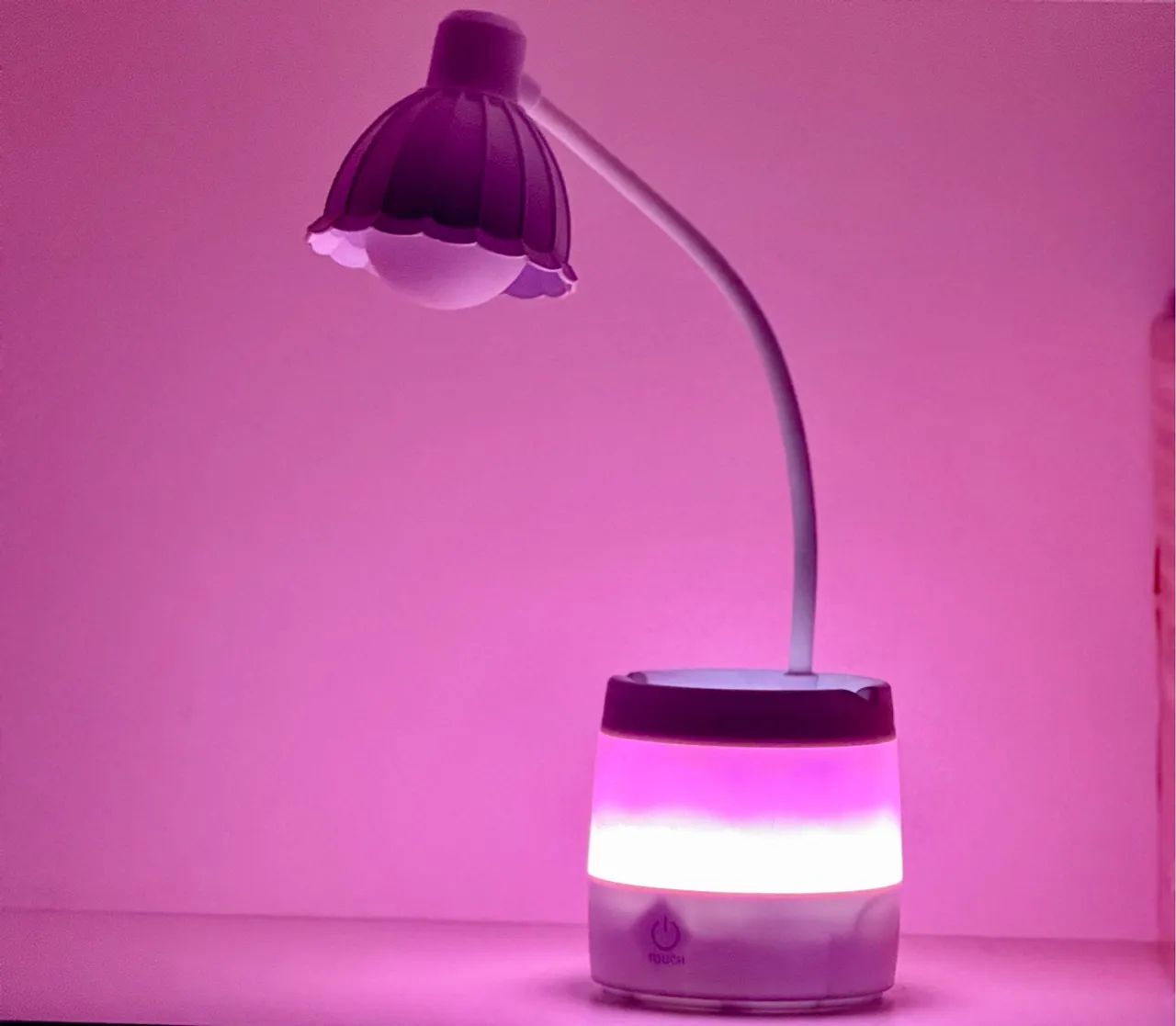 Luminária de Mesa LED Colorida