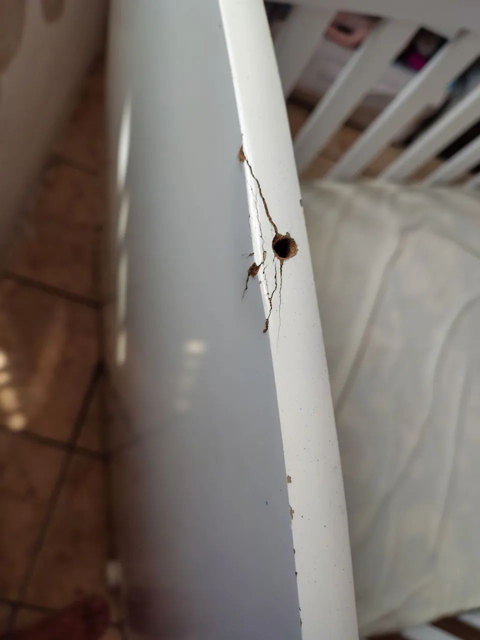 Berço americano com colchão vira sofá e cama  - Foto 2