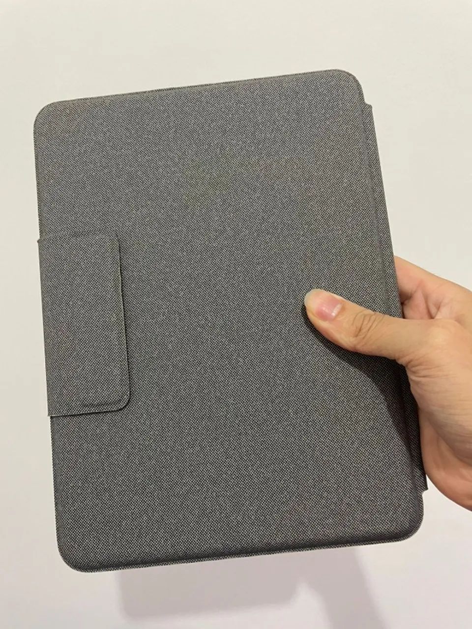 Capa Teclado Logitech - Folio Touch (IPad Air M1) - Foto 5