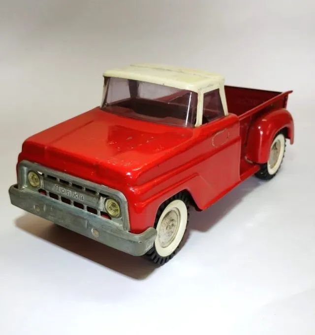 Carrinhos de brinquedo antigos - Foto 3