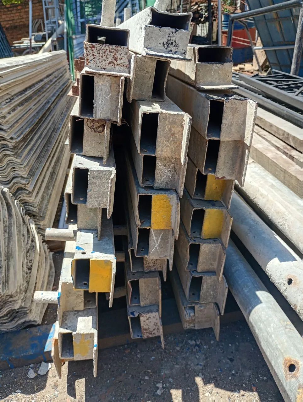 Escora tamanho 3 metros valo da unidade $85 só ligar *71 ou zap - Foto 4