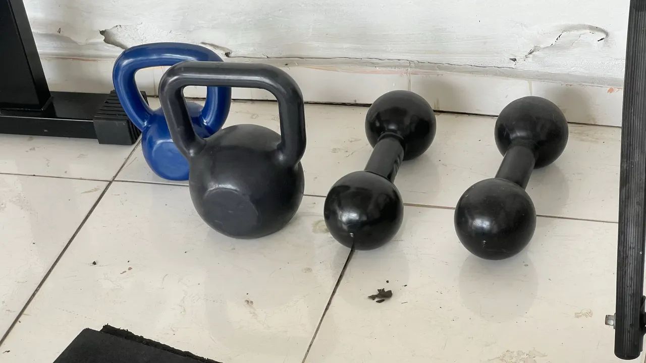 Equipamentos de musculação e Cross - Foto 2