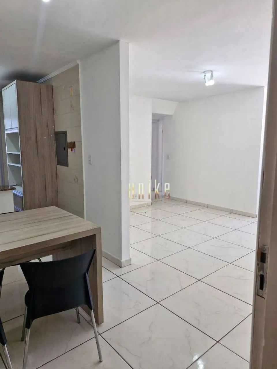 Aluga-se | Valor do condomínio e IPTU inclusos - Apartamento 3 dormitórios no Edifício Inc - Foto 3
