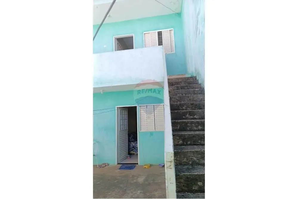 UM OTIMO IMOVEL NA QUADRA 33 VILA SAO JOSE EM BRAZLANDIA PROXIMO ESCOLA TECNICA .