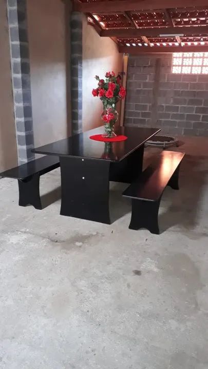 **Arte e Funcionalidade: Móveis de Ardósia Preto Raro para Sua Decoração!"**