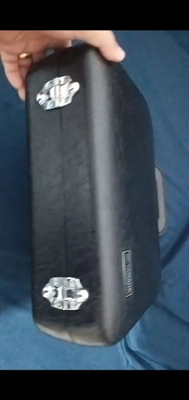 Clarinete Yamaha modelo 27 para venda  - Foto 5